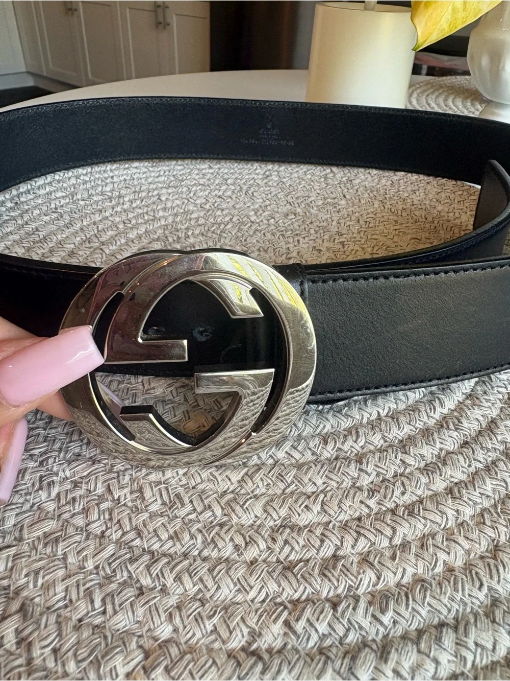 Gucci Black Leather Men's Belt with Silver Double G Buckle